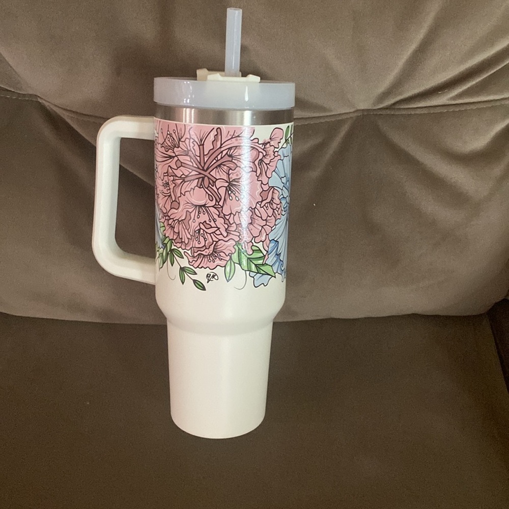 Stanley 40oz quencher cream floral